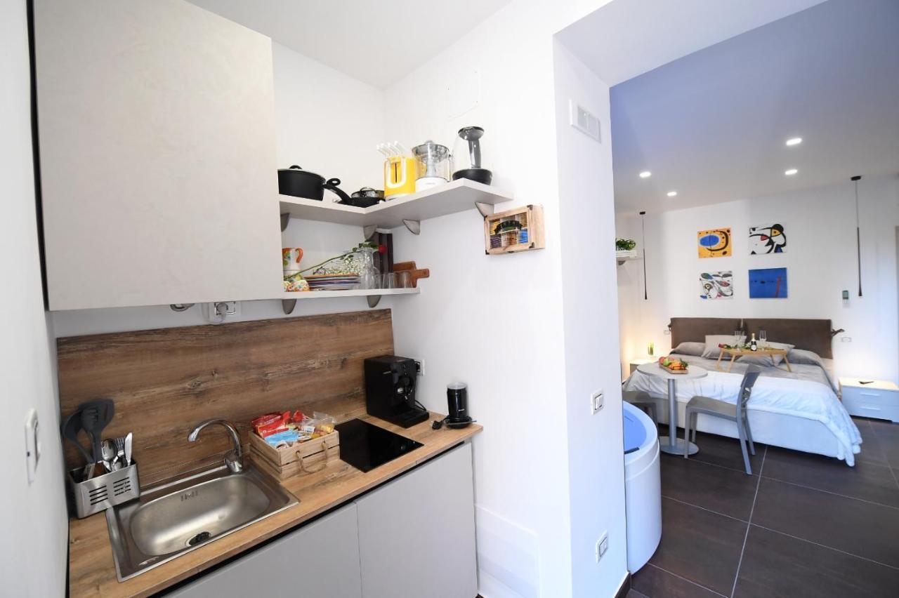 B&B In Centro Storico Σαλέρνο Εξωτερικό φωτογραφία