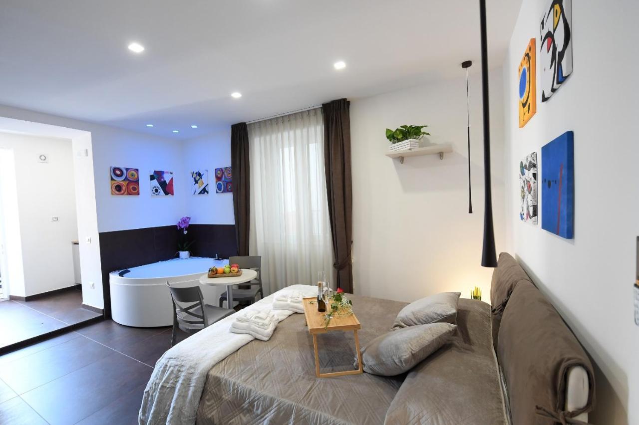 B&B In Centro Storico Σαλέρνο Εξωτερικό φωτογραφία