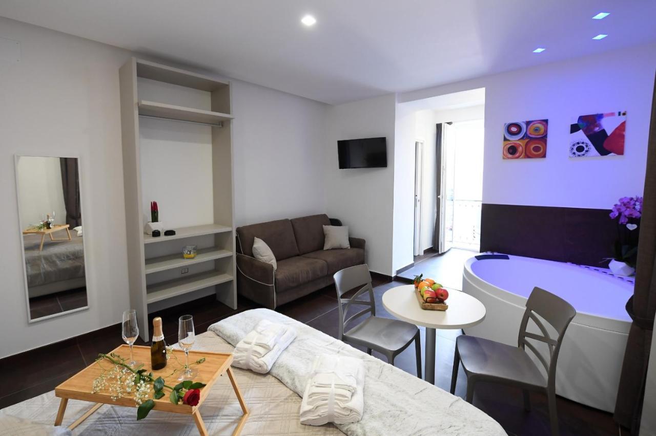 B&B In Centro Storico Σαλέρνο Εξωτερικό φωτογραφία