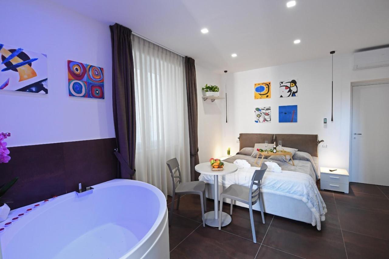 B&B In Centro Storico Σαλέρνο Εξωτερικό φωτογραφία